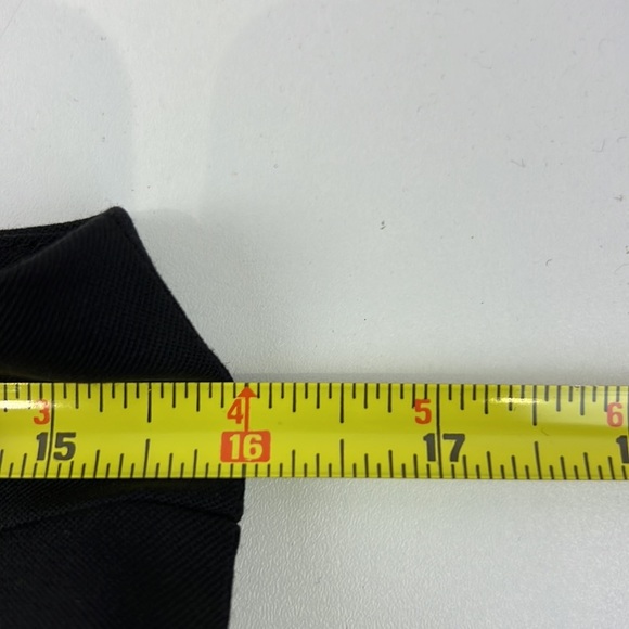 ***SOLD***. Club Monaco  classic black mini skirt - Picture 5 of 6